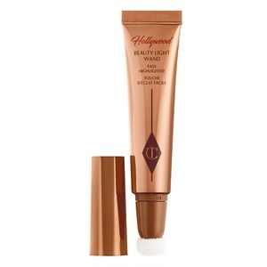 charlotte tilbury beauty light wand highlighter - spotlight
